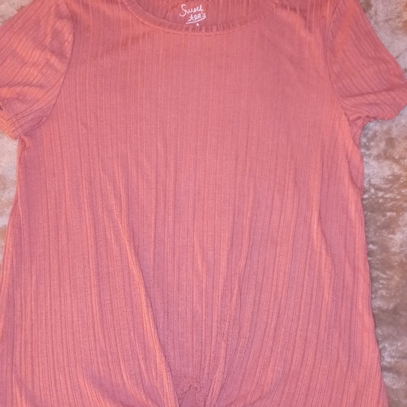 Pink top - Picture 3 of 3